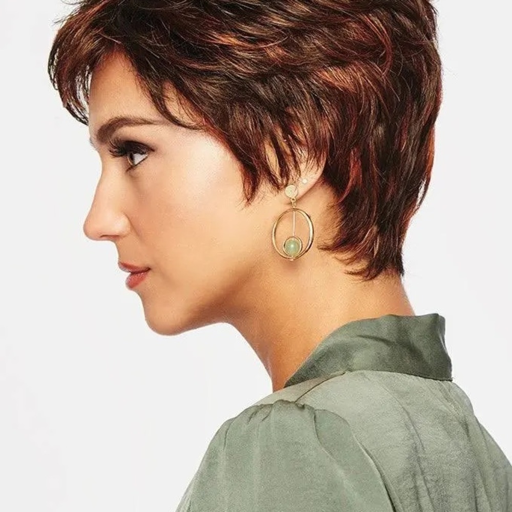 Rachel Welsh WINNER Stylish Gray Pixie Cut Wig R119G Gradient Smoke - Picture 3 of 11